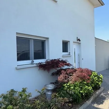 Nyaraló Maison Equipee - Calme - Jardin - Parking - Chez Billy & Compagnie Hirtzfelden