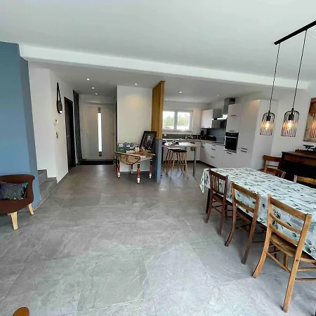 Nyaraló Maison Equipee - Calme - Jardin - Parking - Chez Billy & Compagnie